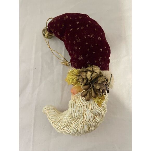Santa Claus crescent moon, Christmas ornament ￼ - Picture 1 of 8